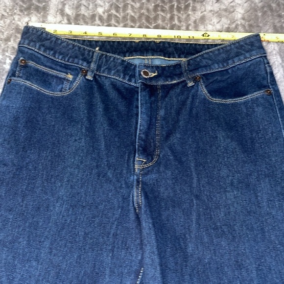 L.L. Bean Classic Fit Jeans.  Size 12. - Picture 4 of 8